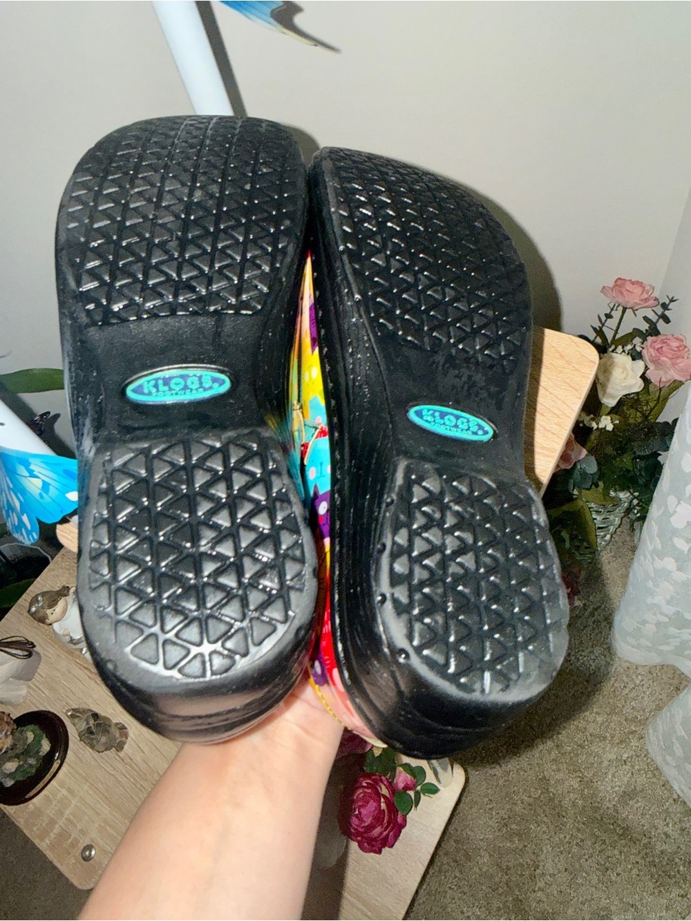 Adorable Multicolor Clogs - Picture 5 of 9